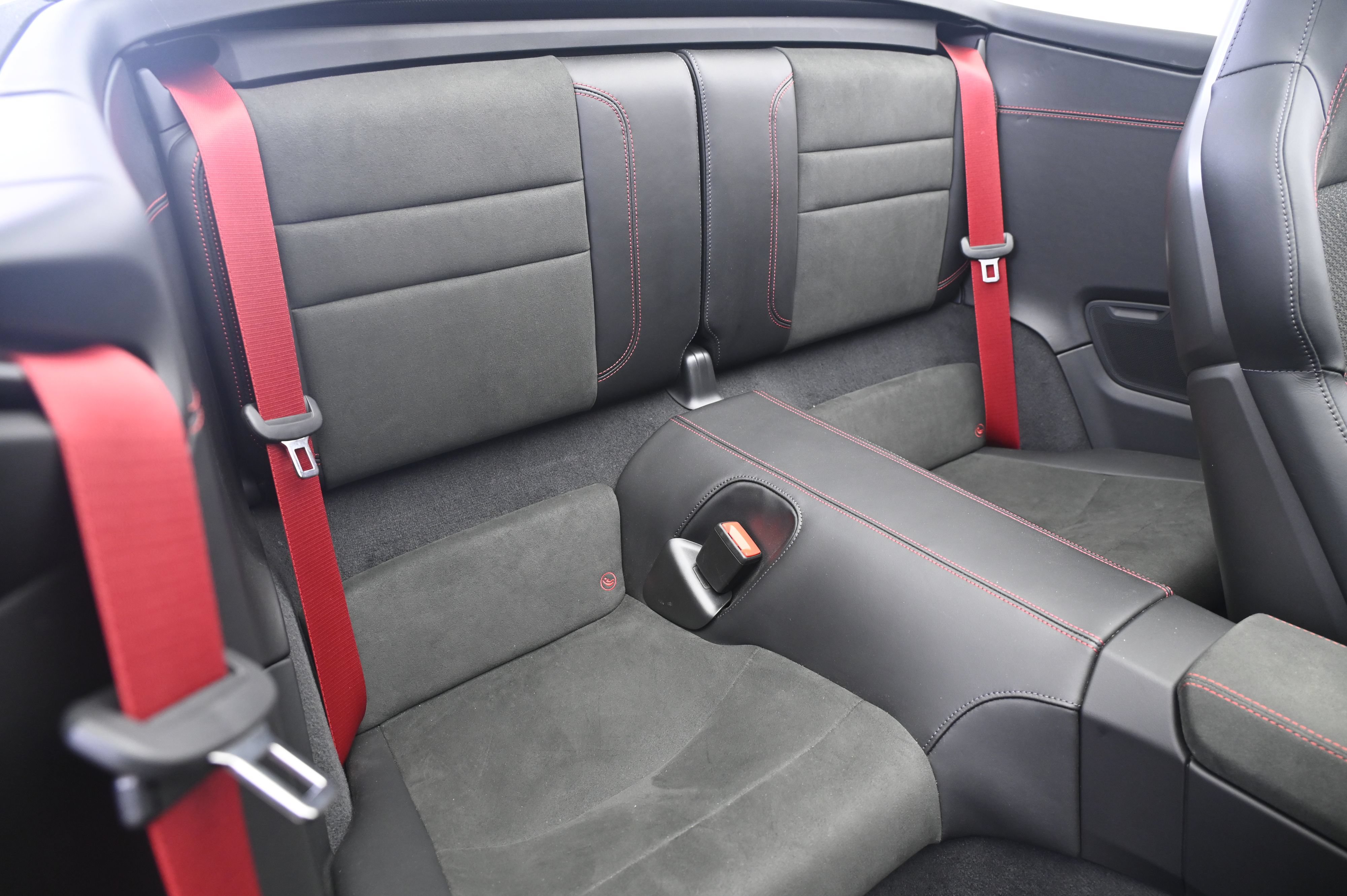 Certified 2025 Porsche 911 Carrera GTS RWD image 24