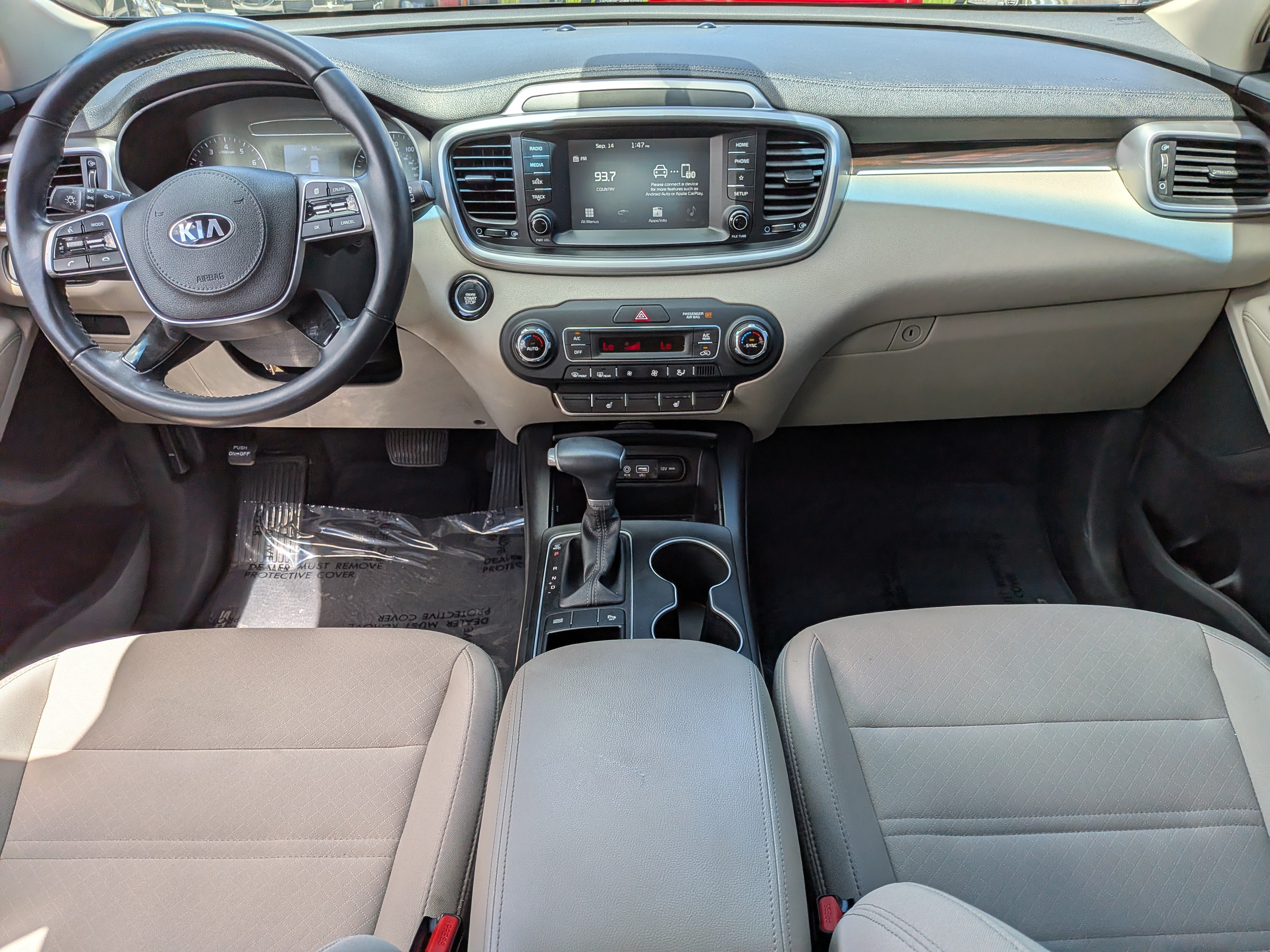 Used 2020 Kia Sorento S FWD image 16