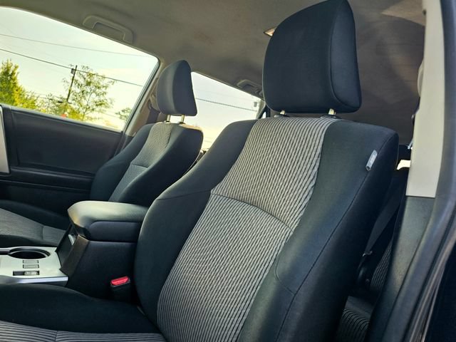 Used 2019 Toyota 4Runner SR5 AWD/4WD image 18