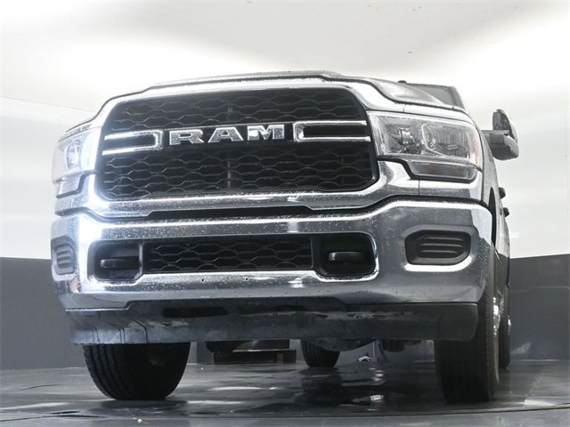 Used 2024 RAM 2500 Tradesman w/ Chrome Appearance Group image 24