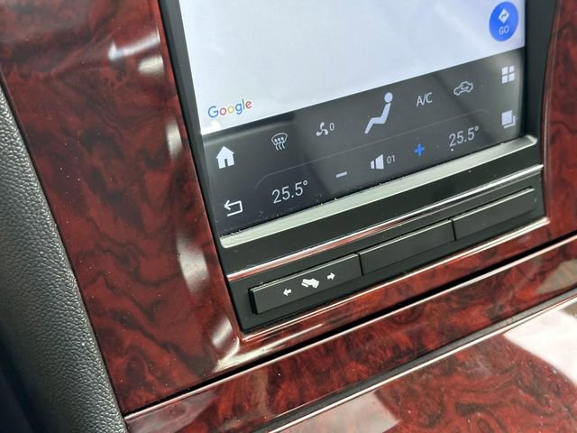 Used 2012 Cadillac Escalade EXT Luxury image 29