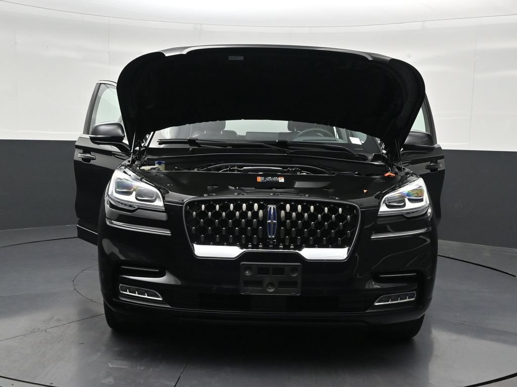 Used 2021 Lincoln Aviator Grand Touring w/ Equipment Group 301A AWD/4WD image 36