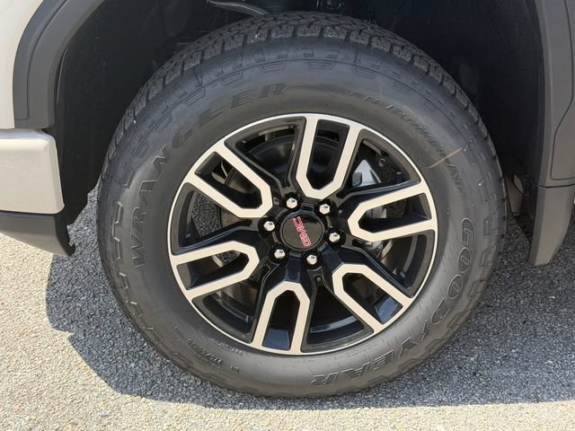 New 2026 GMC Sierra 1500 AT4 w/ AT4 Premium Package AWD/4WD image 11