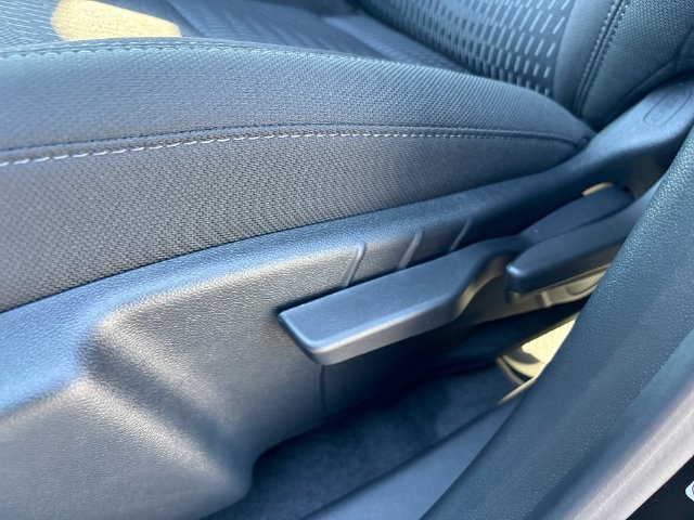 New 2027 Chevrolet Equinox LT FWD image 12