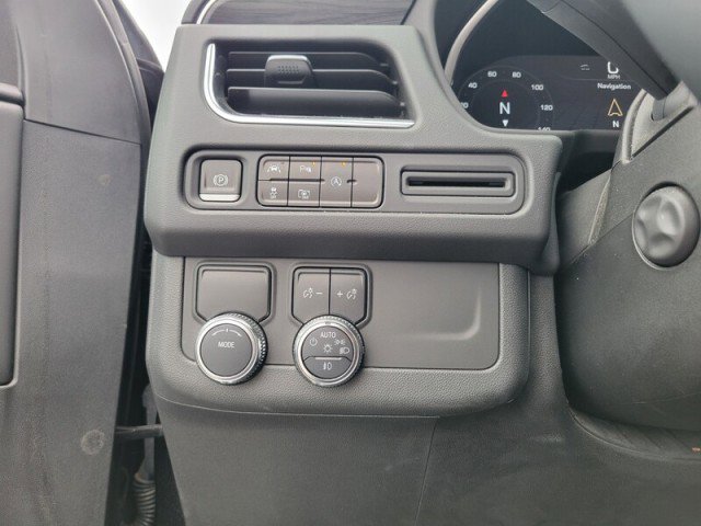 Used 2023 GMC Yukon XL SLT w/ SLT Premium Package RWD image 12