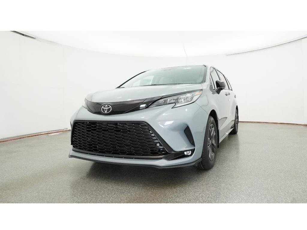 New 2026 Toyota Sienna XSE AWD/4WD image 32