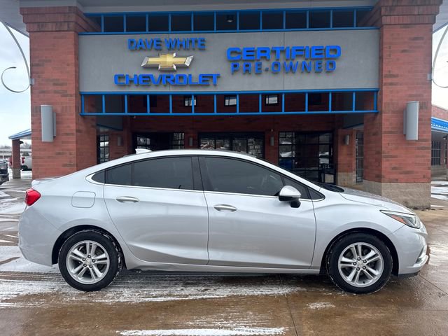 Used 2017 Chevrolet Cruze LT image 9