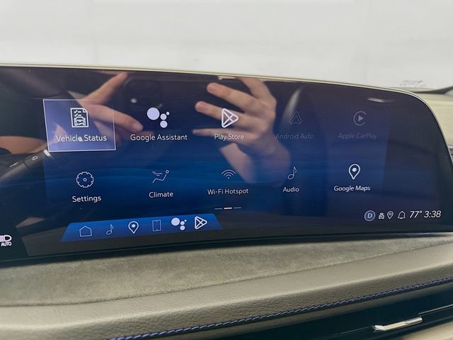 Used 2024 Cadillac XT4 Sport w/ Technology Package image 16