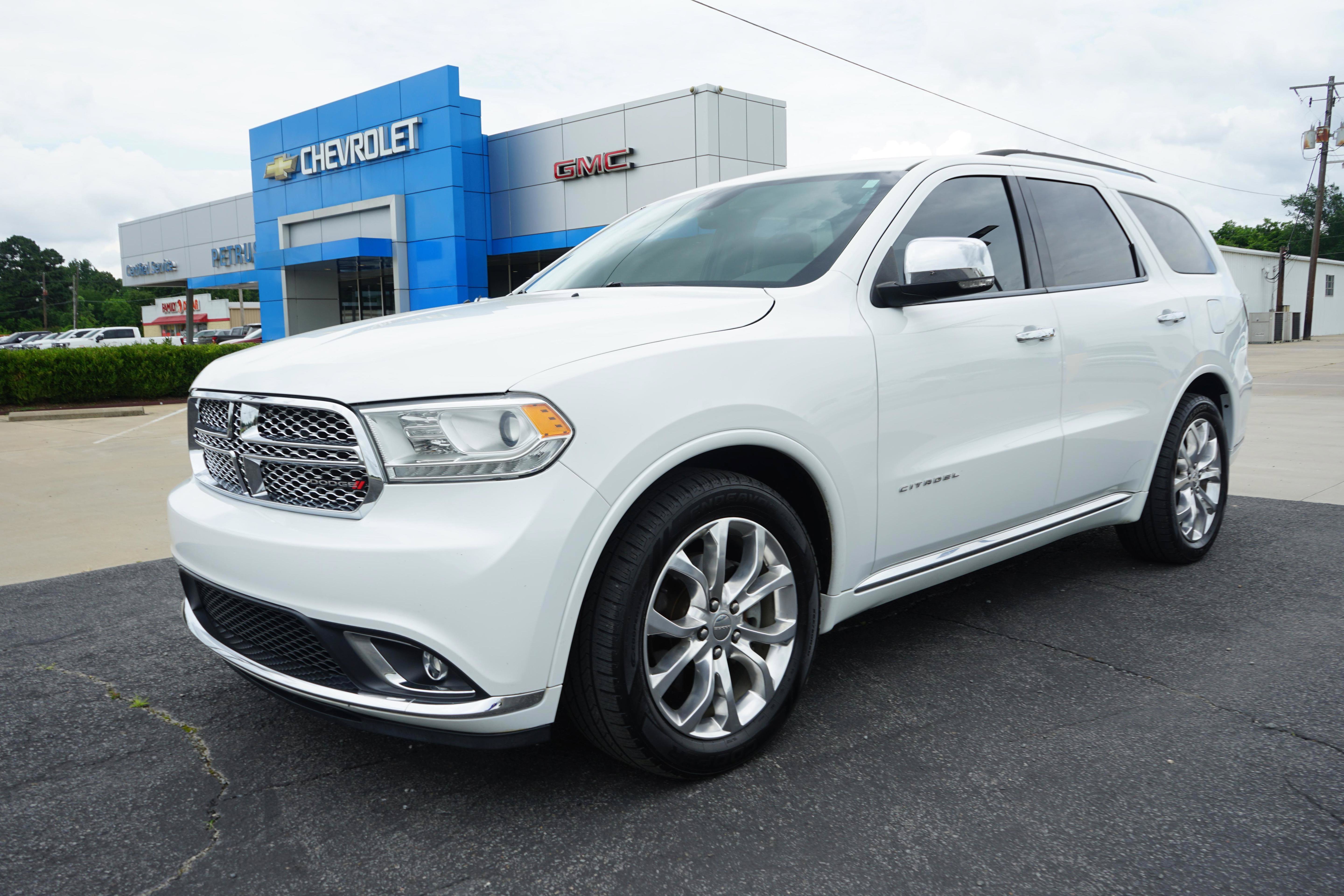 Used 2017 Dodge Durango Citadel w/ Premium Entertainment Group RWD image 1