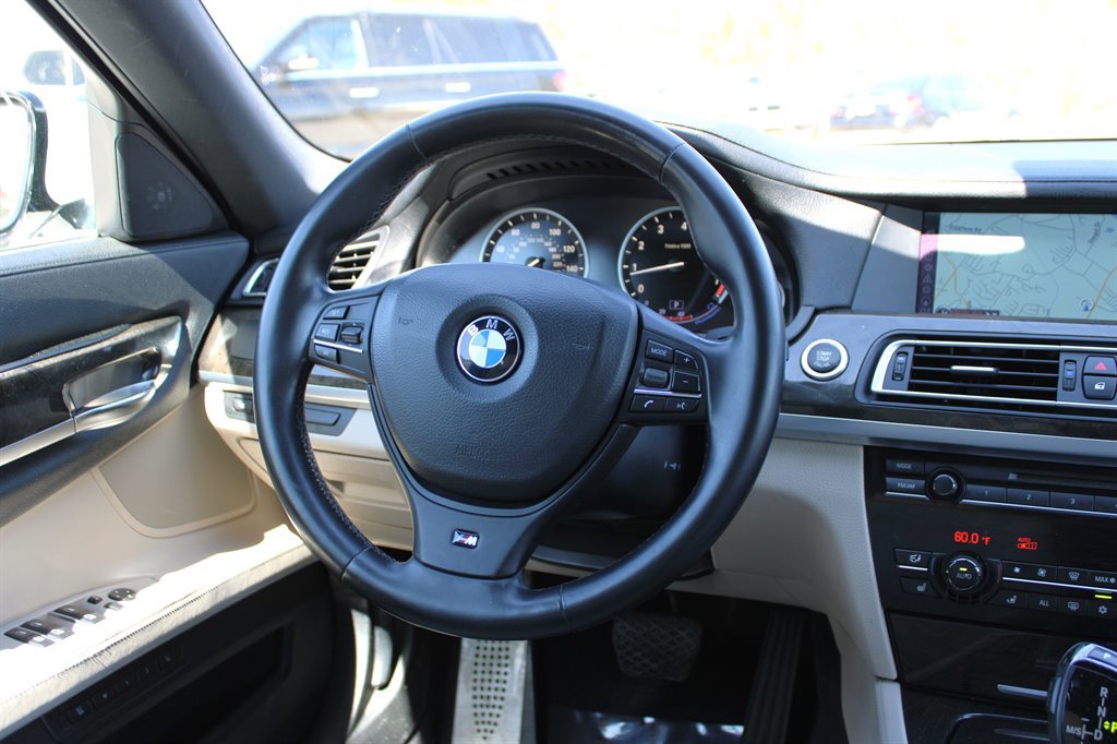 Used 2012 BMW 750Li image 14