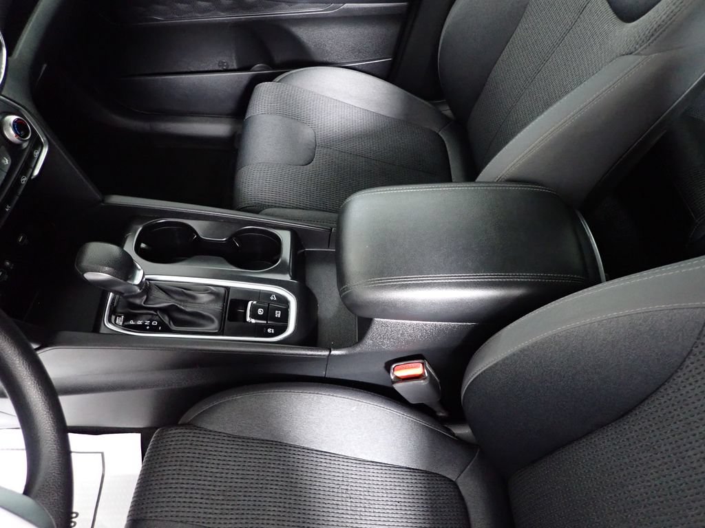 Used 2019 Hyundai Santa Fe SE AWD/4WD image 24