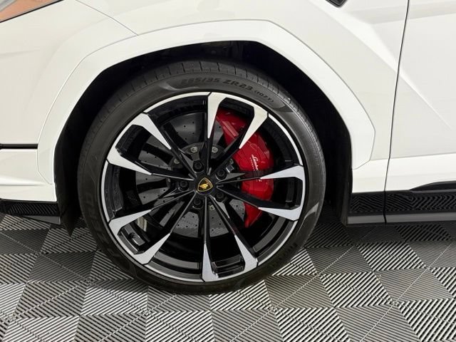 Used 2023 Lamborghini Urus S AWD/4WD image 11