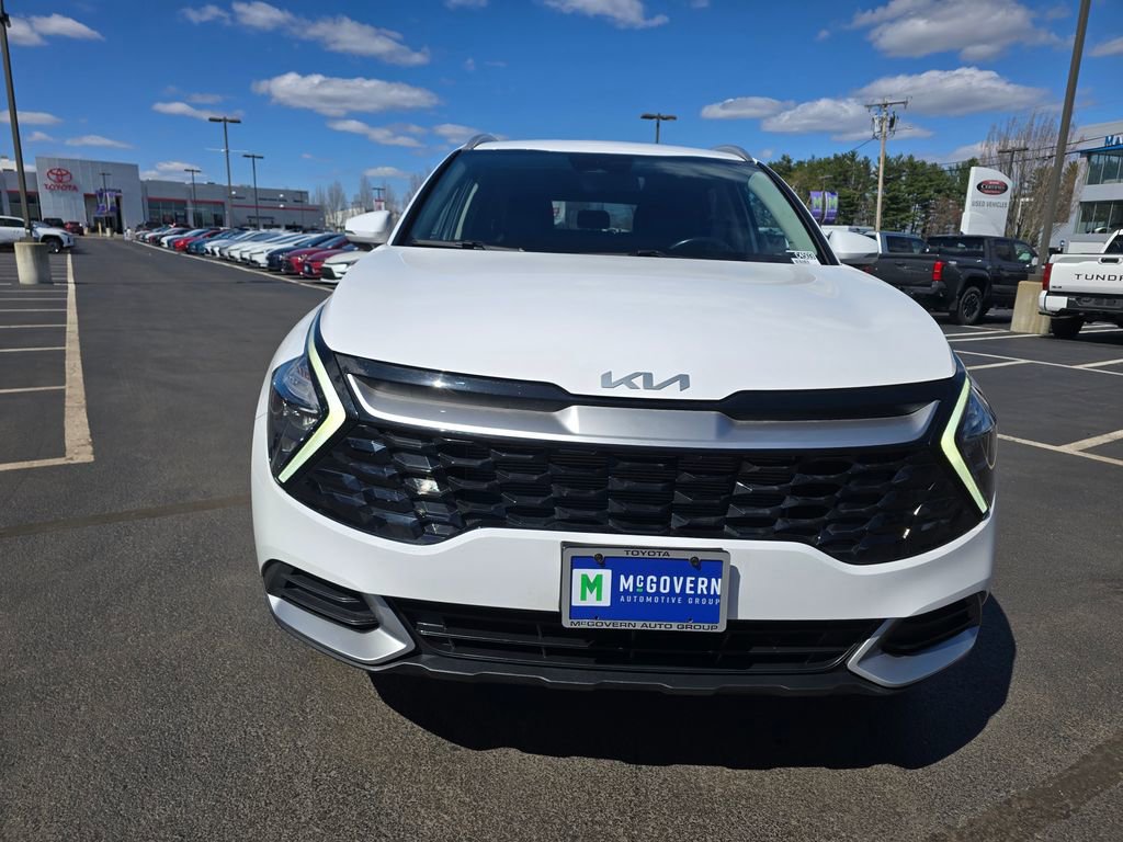 Used 2023 Kia Sportage EX AWD/4WD image 9