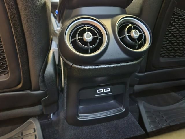 Used 2021 Alfa Romeo Stelvio Ti w/ Nero Edizione image 24