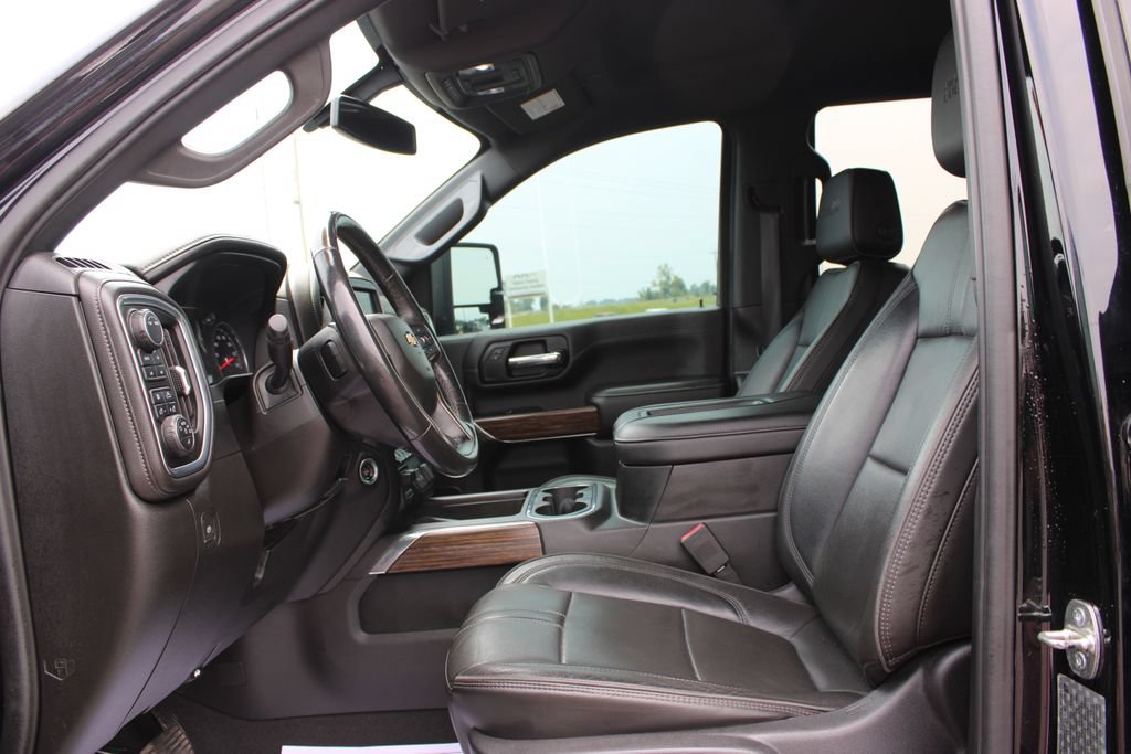 Used 2020 Chevrolet Silverado 2500 High Country w/ Z71 Off-Road Package AWD/4WD image 26