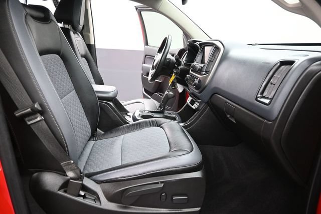 Used 2020 Chevrolet Colorado Z71 AWD/4WD image 16