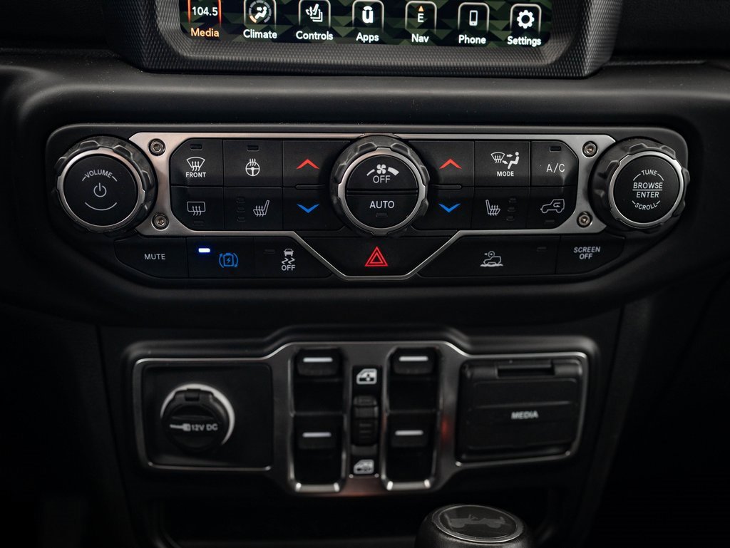 Used 2023 Jeep Wrangler Unlimited Sahara w/ Cold Weather Group image 37