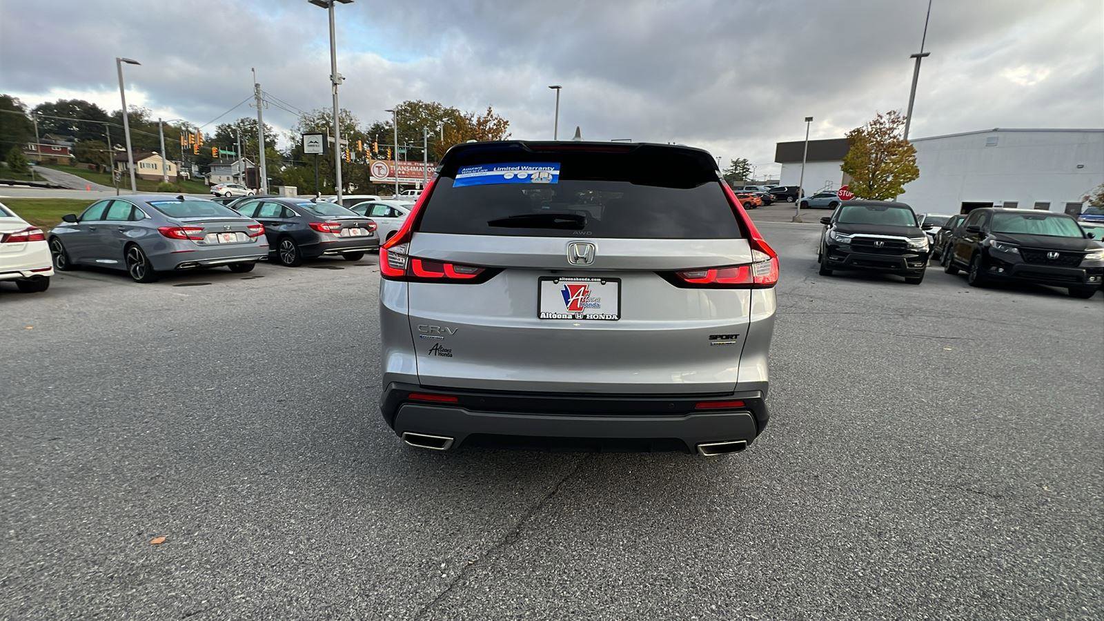 Used 2023 Honda CR-V Sport Touring image 5