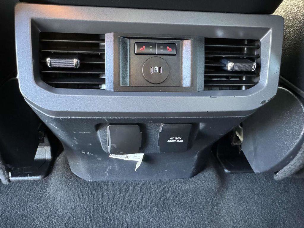 Used 2024 Ford F250 Lariat w/ Lariat Ultimate Package image 19