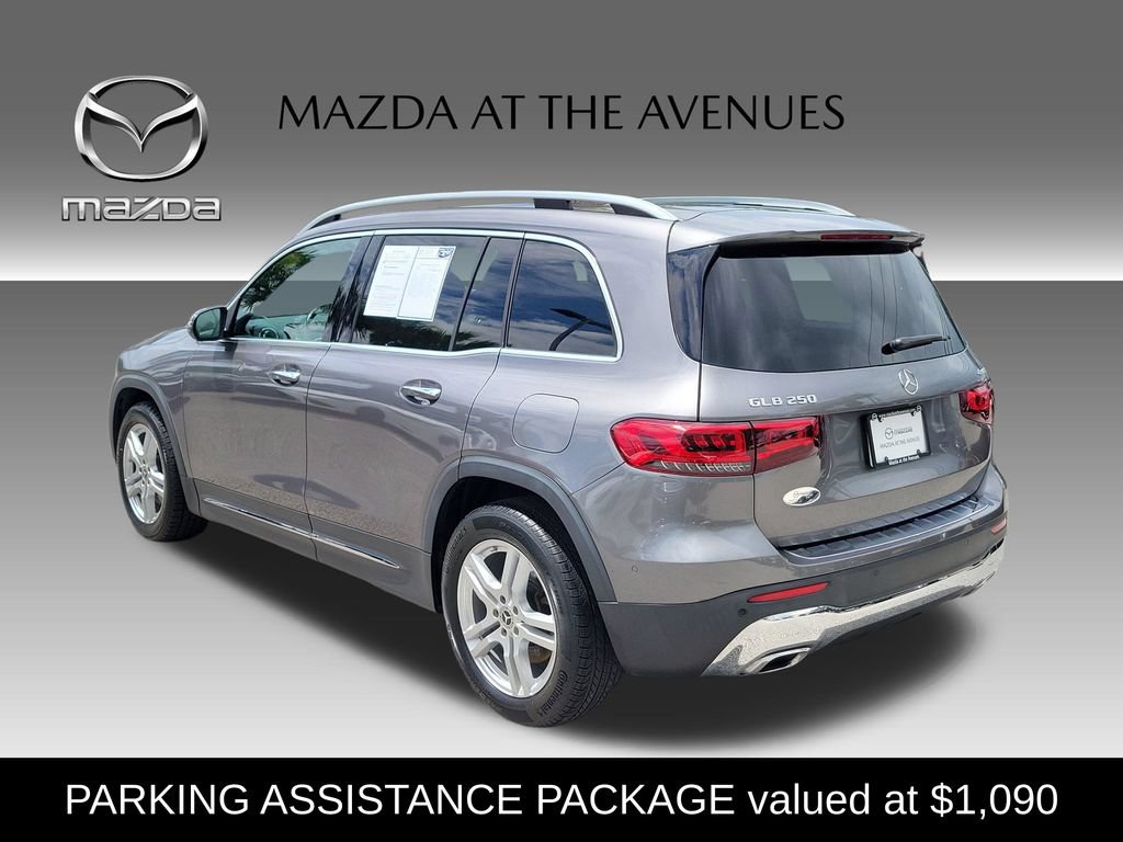 Used 2023 Mercedes-Benz GLB 250 4MATIC w/ Premium Package image 6