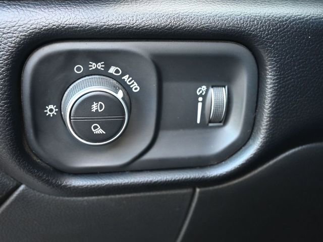 Used 2024 RAM 3500 Big Horn image 32