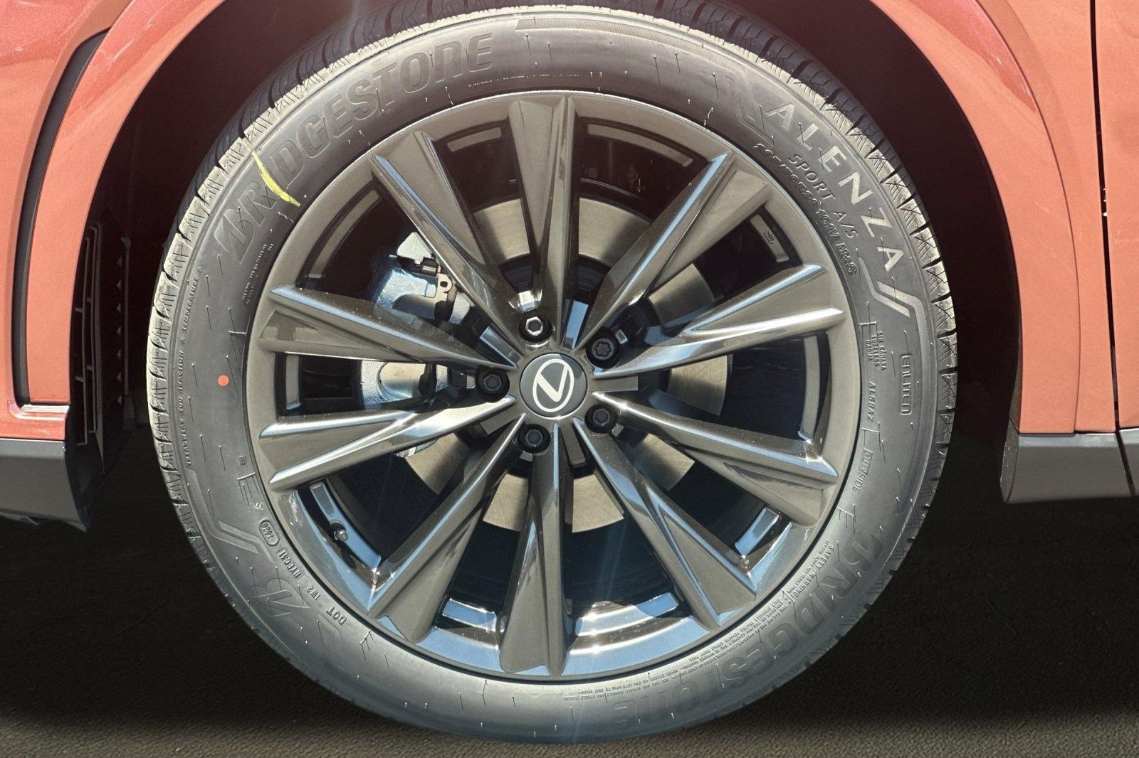 New 2026 Lexus RX 350h AWD/4WD image 10