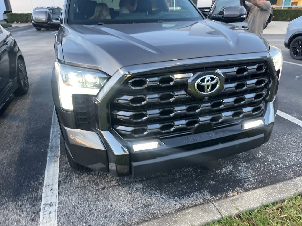 Used 2023 Toyota Tundra Platinum image 3