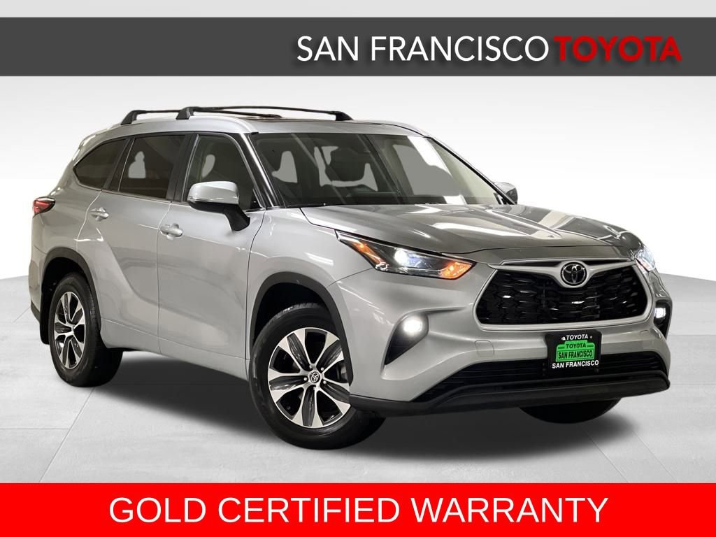 Certified 2025 Toyota Highlander XLE image 7