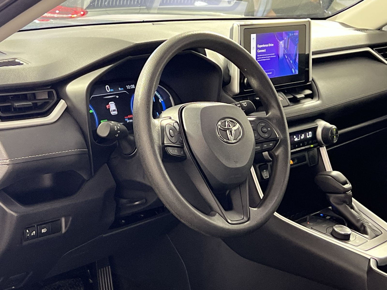Used 2025 Toyota RAV4 XLE AWD/4WD image 16