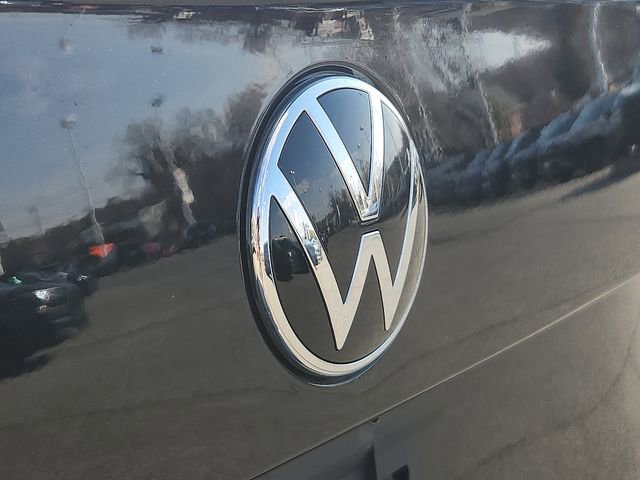 Used 2024 Volkswagen Jetta SE image 29