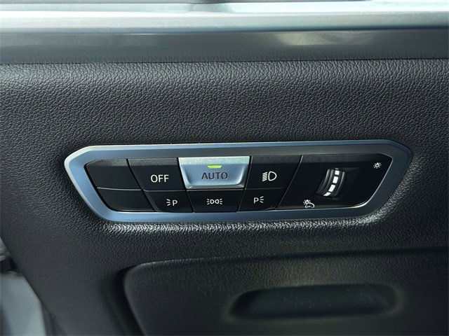 Used 2023 BMW X7 xDrive40i image 34