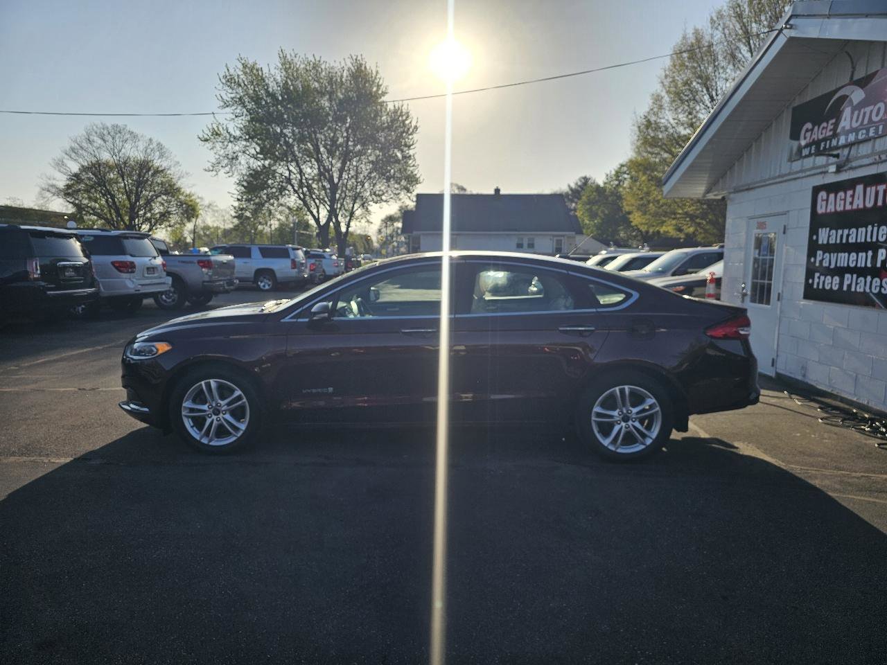 Used 2018 Ford Fusion SE w/ Equipment Group 602A FWD image 6