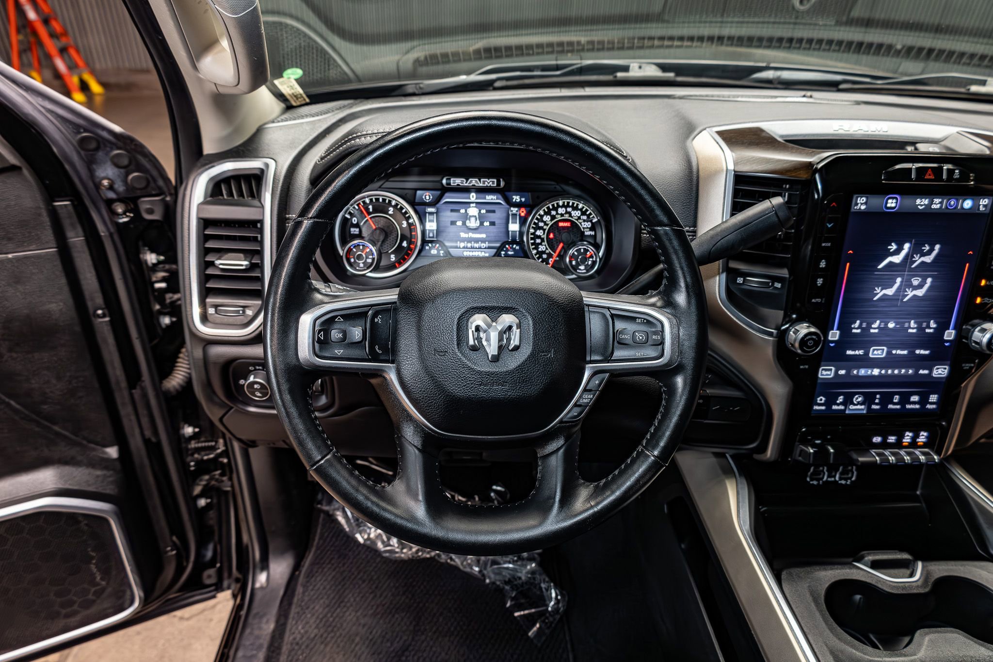 Used 2023 RAM 2500 Laramie image 16