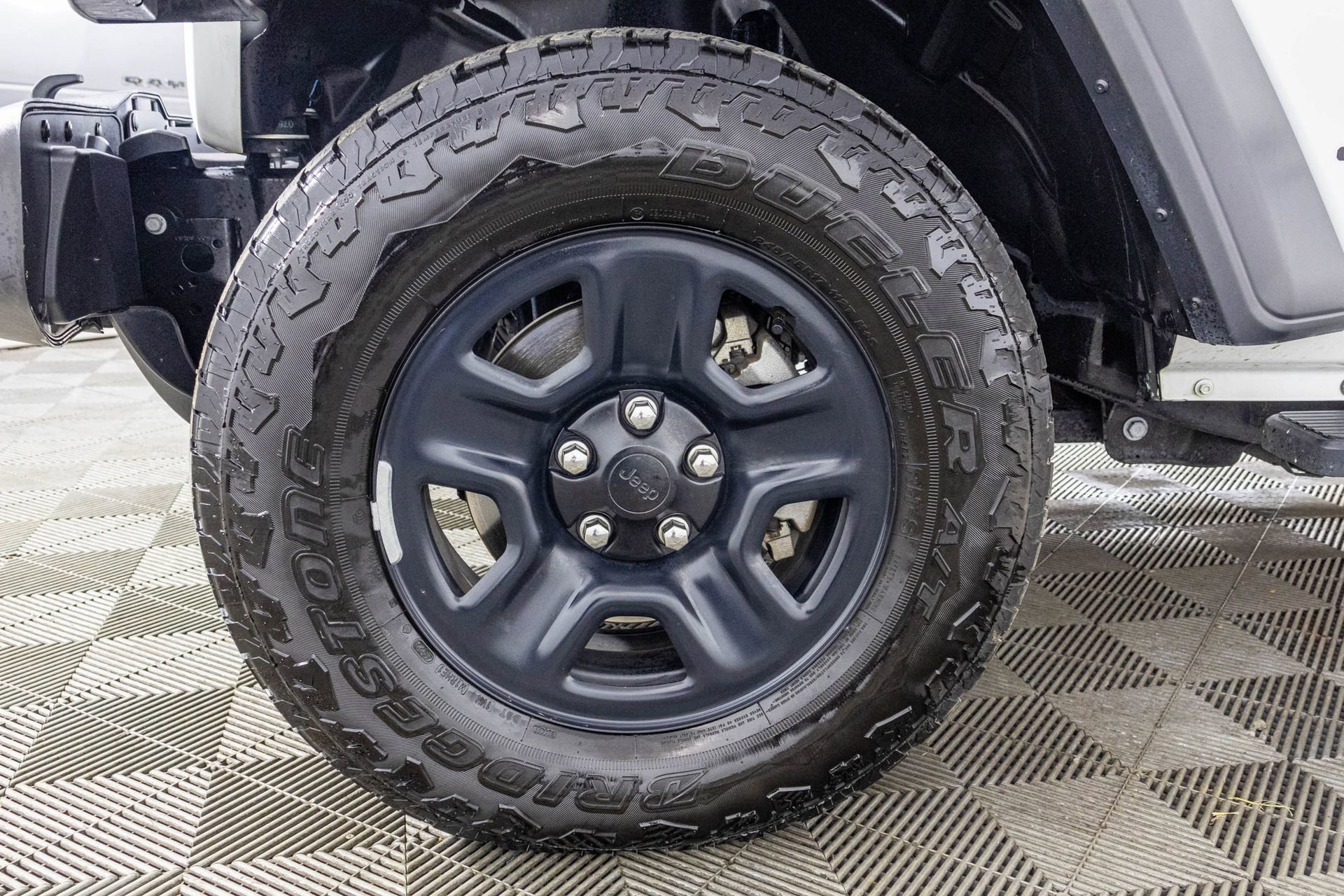 Used 2023 Jeep Gladiator Sport w/ Trailer Tow Package image 47