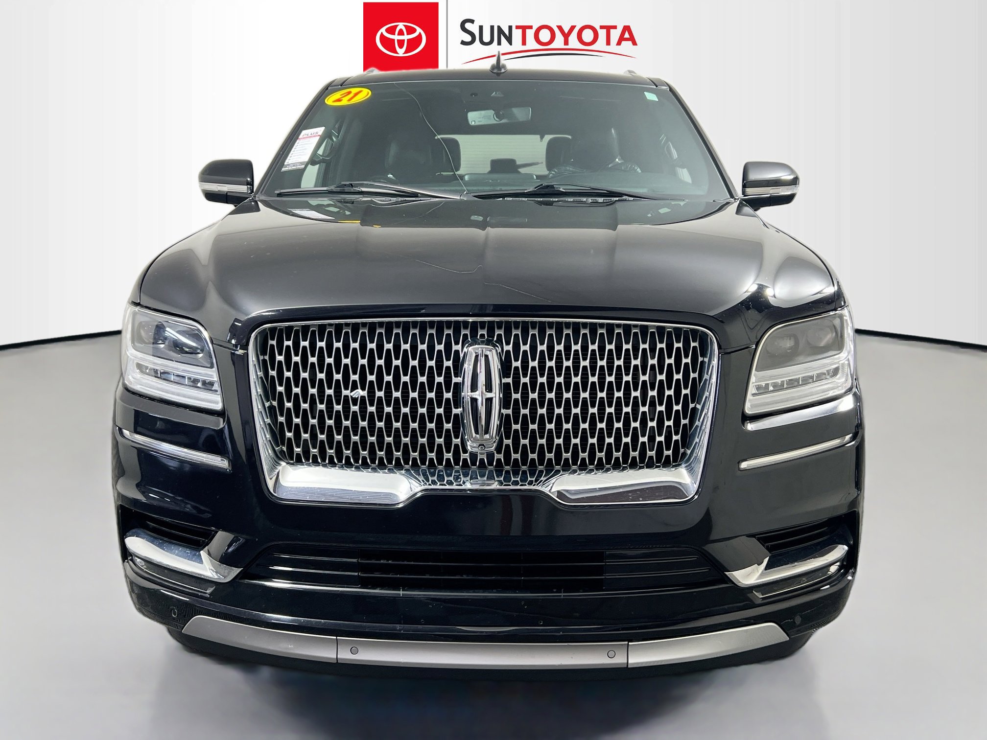Used 2021 Lincoln Navigator Reserve image 10