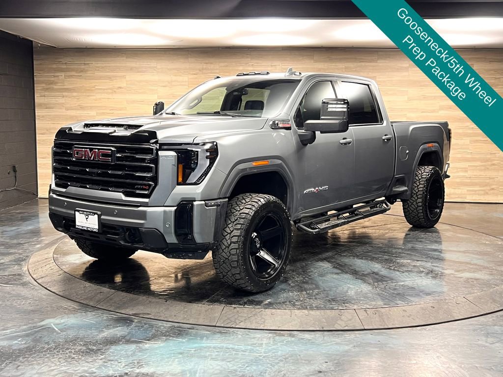 Used 2024 GMC Sierra 2500 AT4 w/ AT4 Preferred Package image 4