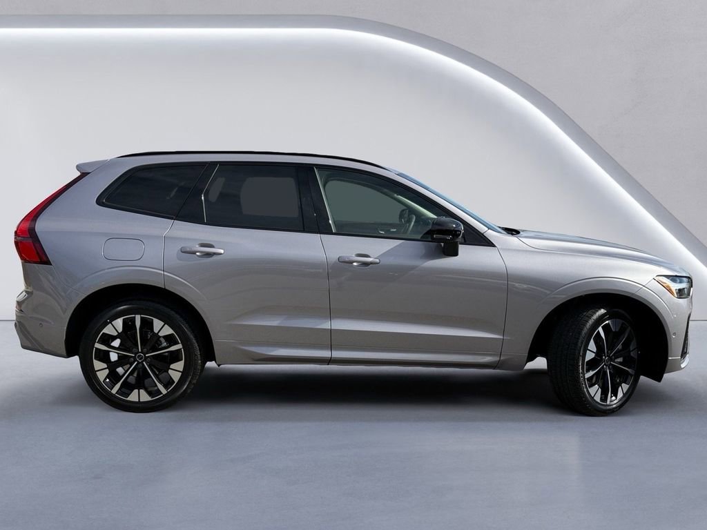 New 2026 Volvo XC60 B5 Plus w/ Protection Package Premier image 3