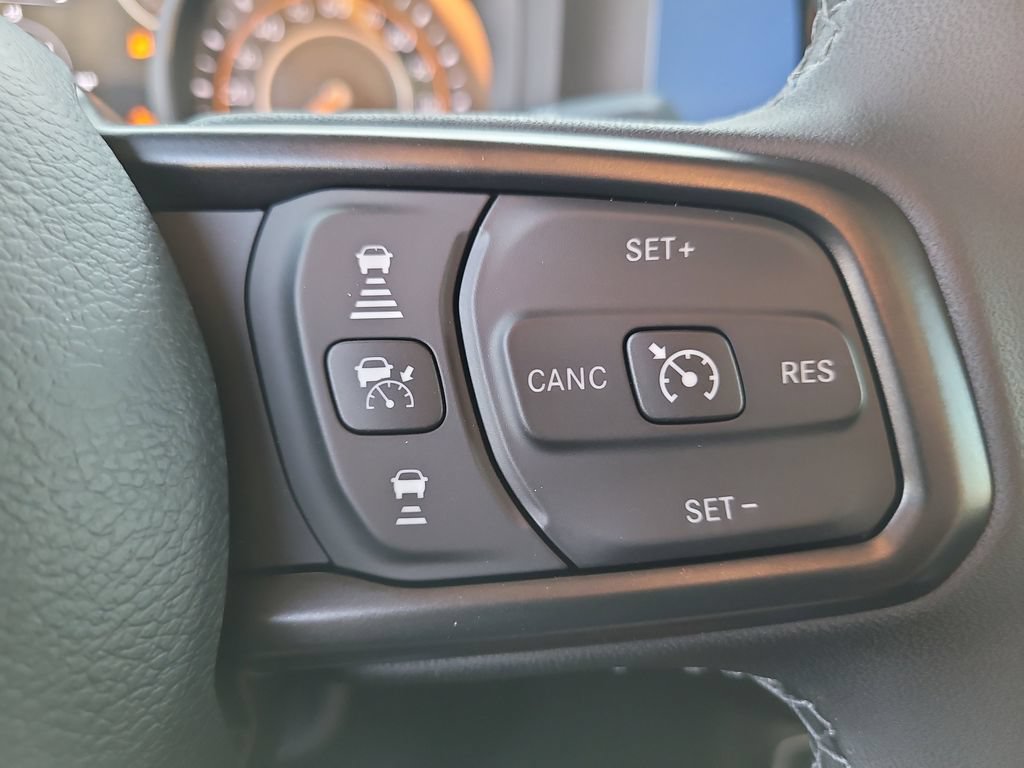 New 2026 Jeep Gladiator Sport AWD/4WD image 31