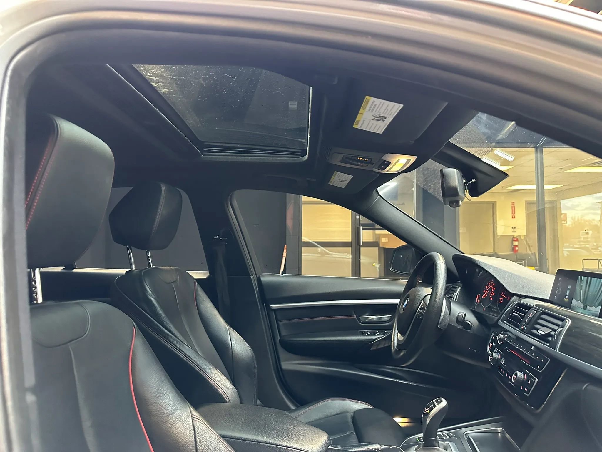 Used 2017 BMW 330i Sedan image 34