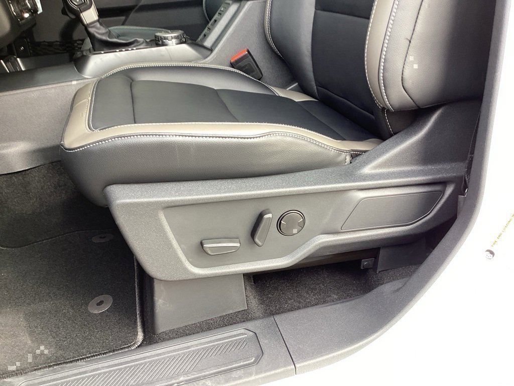 New 2025 Ford Bronco Outer Banks image 30