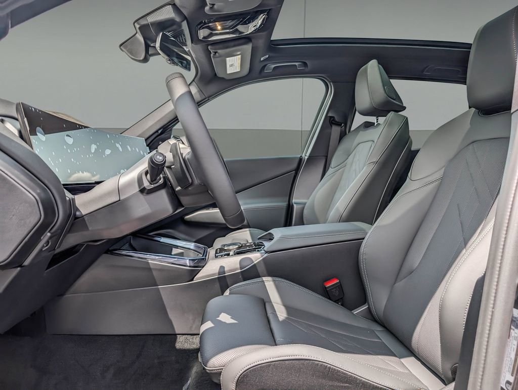 Certified 2025 BMW X3 xDrive30i w/ Premium Package image 11