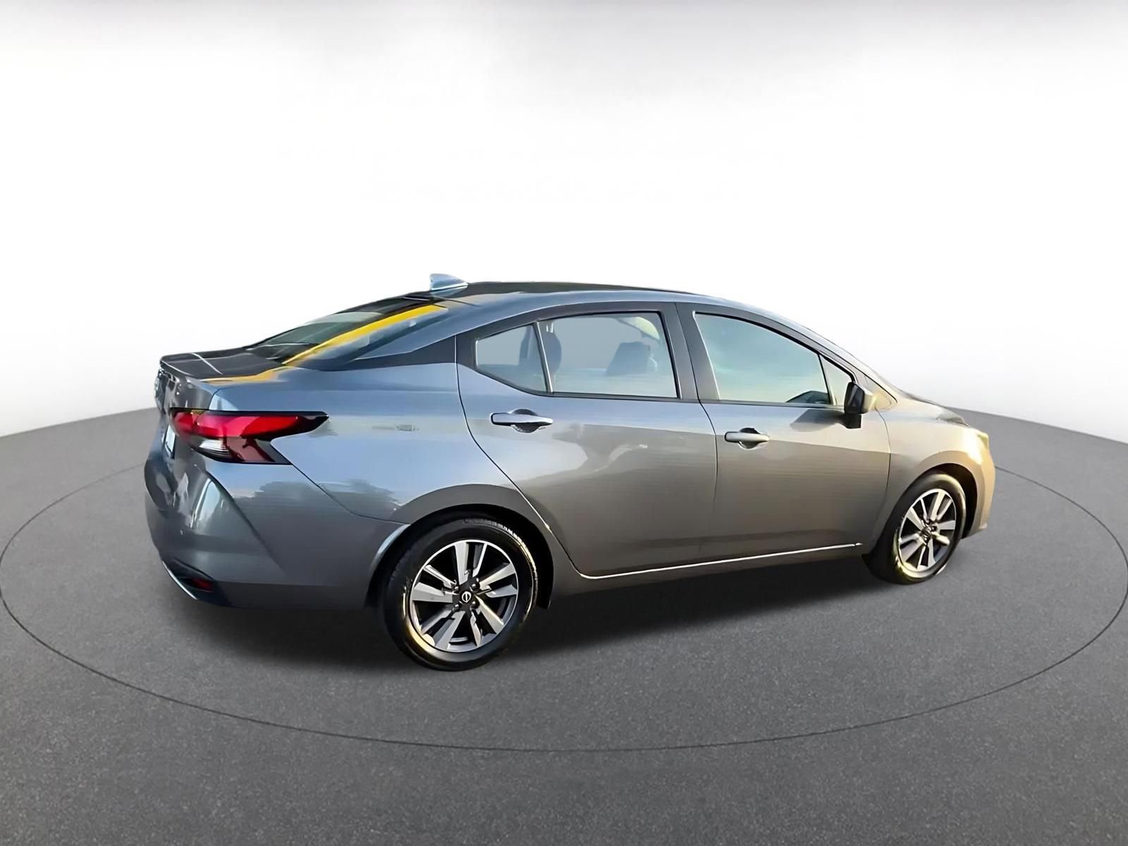 Used 2025 Nissan Versa SV image 15