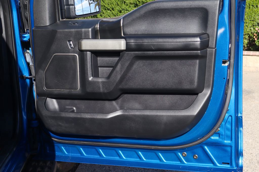 Used 2018 Ford F150 Raptor w/ Equipment Group 802A Luxury image 53