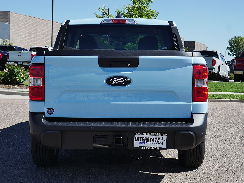 New 2026 Ford Maverick XLT w/ Equipment Group 301A AWD/4WD image 4