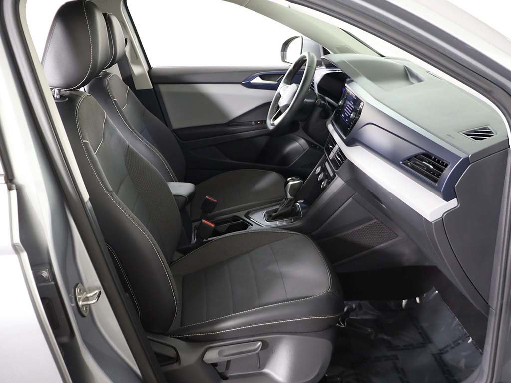 Used 2023 Volkswagen Taos SE FWD image 32