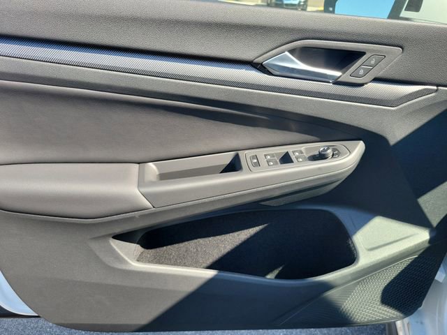 New 2025 Volkswagen GTI SE FWD image 21