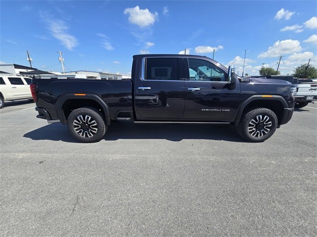 New 2026 GMC Sierra 2500 Denali Ultimate image 4