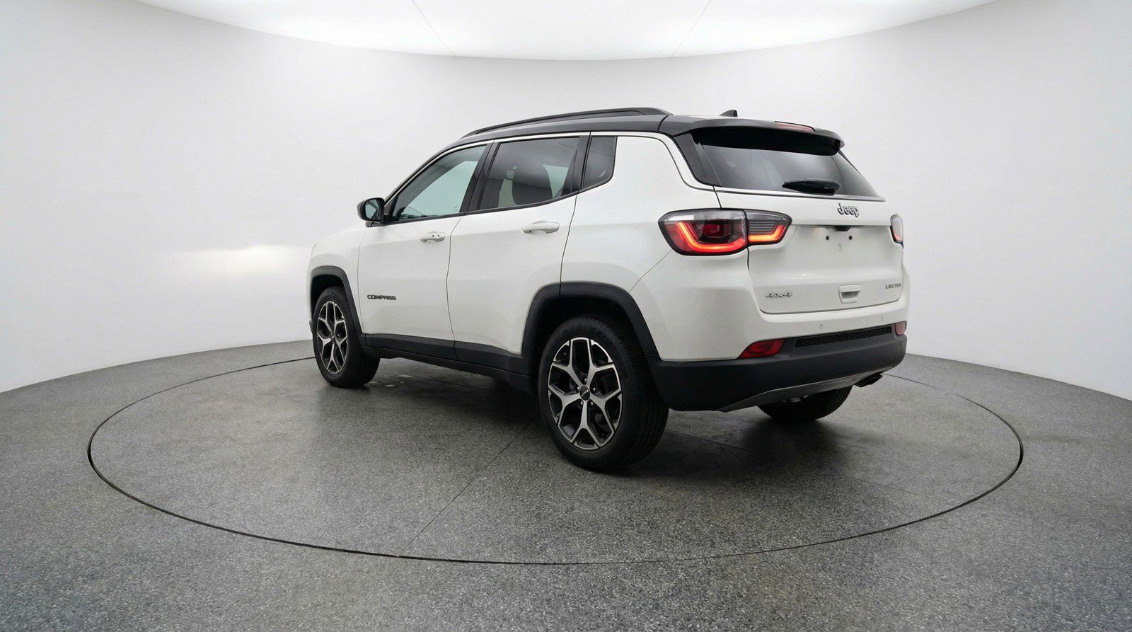 Used 2025 Jeep Compass Limited AWD/4WD image 6