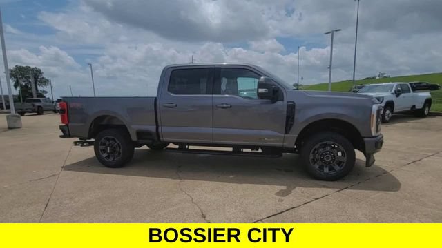 Used 2023 Ford F250 Lariat w/ Sport Appearance Package AWD/4WD image 2