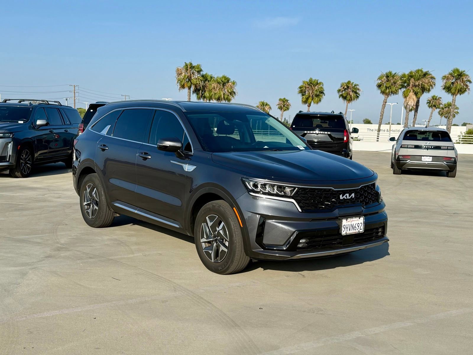 Used 2023 Kia Sorento EX FWD image 4